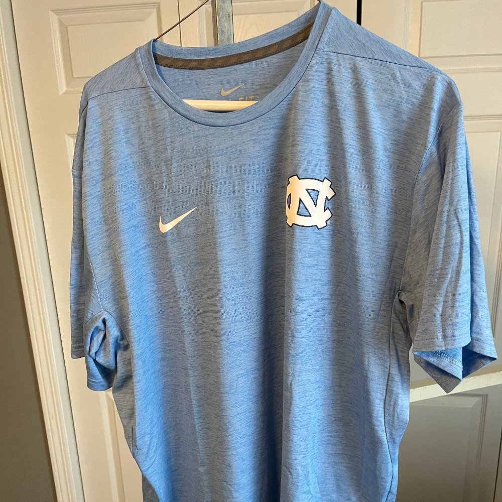 Nike UNC Tarheels Dri Fit Shirt XL